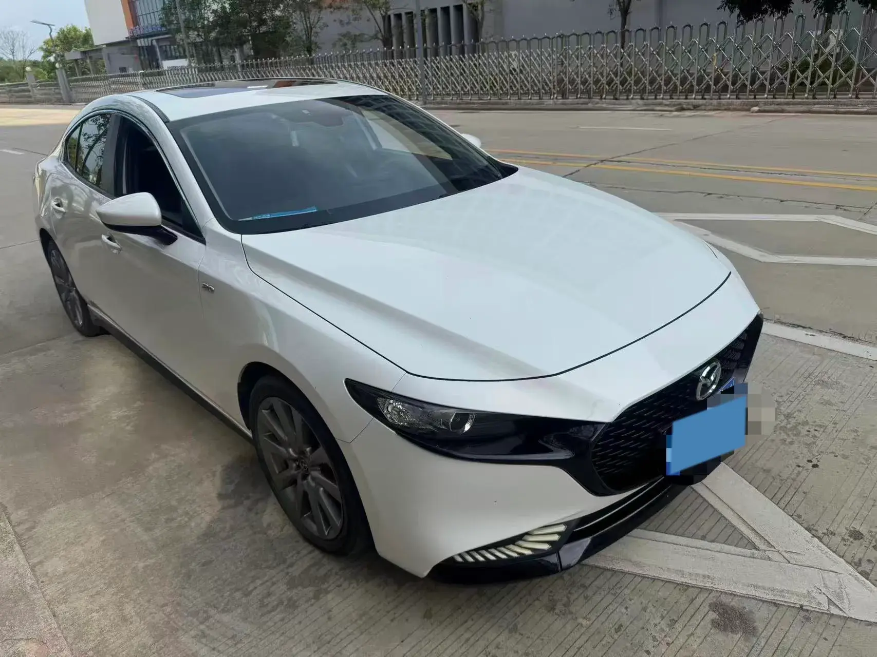 2020 MAZDA 3 thumbnail 4