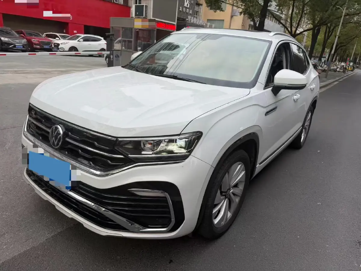 2020 Volkswagen Tayron X 2.0T 186HP L4 7DCT