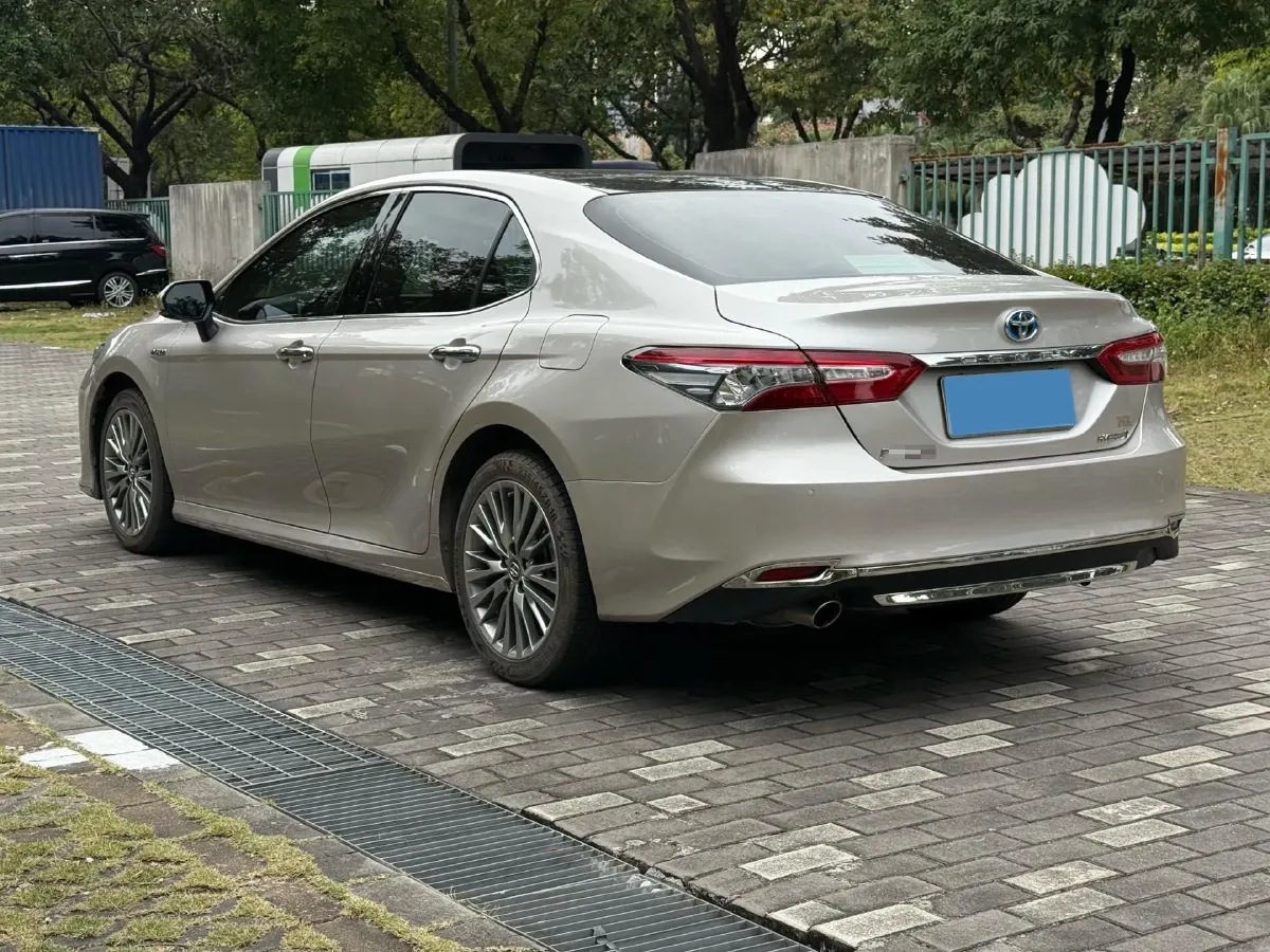 2019 Toyota Camry 2.5L 178HP L4 E-CVT Hybrid,autocango,china used car exporter,china ev exporter,chinese used car exporter,chinese used ev exporter