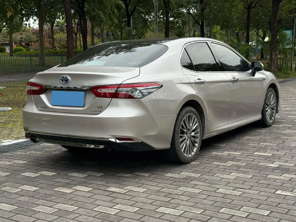 2019 Toyota Camry 2.5L 178HP L4 E-CVT Hybrid,autocango,china used car exporter,china ev exporter,chinese used car exporter,chinese used ev exporter