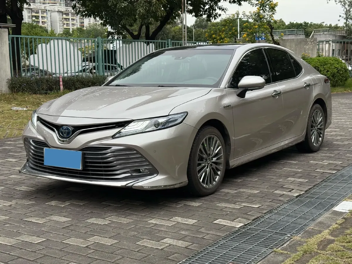 2019 Toyota Camry 2.5L 178HP L4 E-CVT Hybrid,autocango,china used car exporter,china ev exporter,chinese used car exporter,chinese used ev exporter