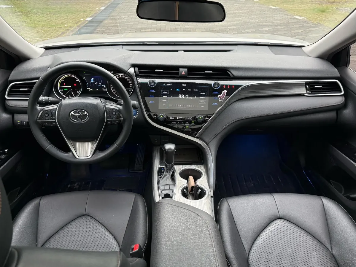 2019 Toyota Camry 2.5L 178HP L4 E-CVT Hybrid,autocango,china used car exporter,china ev exporter,chinese used car exporter,chinese used ev exporter