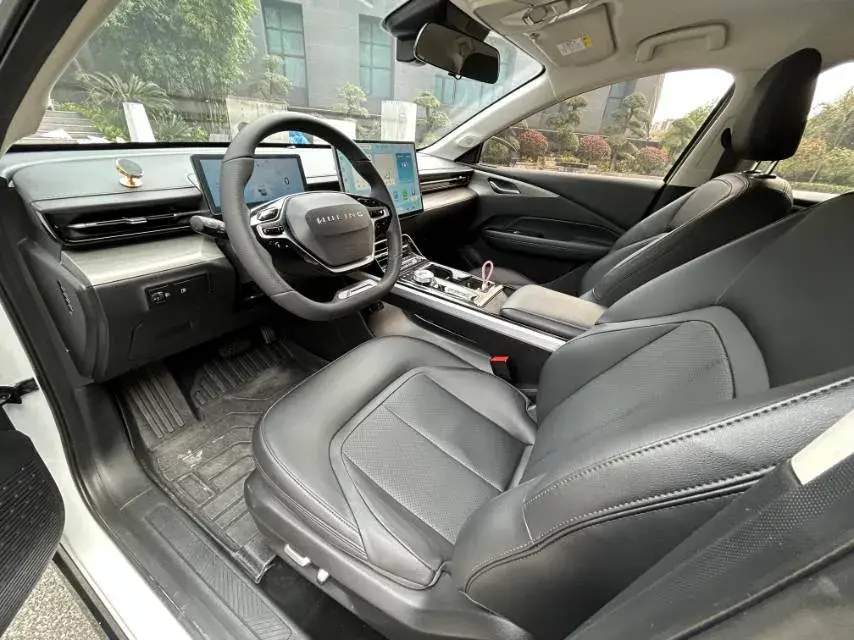 2024 WULING XINGGUANG thumbnail 4