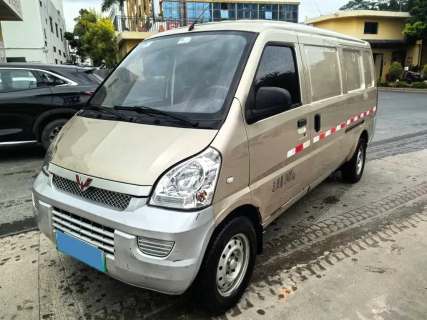 2020 WuLing RongGuang EV BEV 41.6KWH,autocango,china used car exporter,china ev exporter,chinese used car exporter,chinese used ev exporter