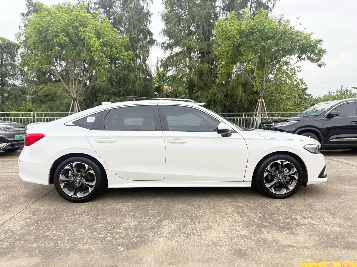 2022 Honda Civic 1.5T 182HP L4 CVT,autocango,china used car exporter,china ev exporter,chinese used car exporter,chinese used ev exporter