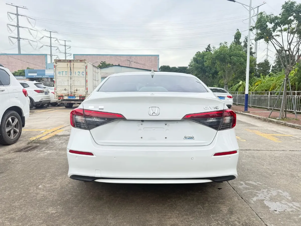 2022 Honda Civic 1.5T 182HP L4 CVT,autocango,china used car exporter,china ev exporter,chinese used car exporter,chinese used ev exporter