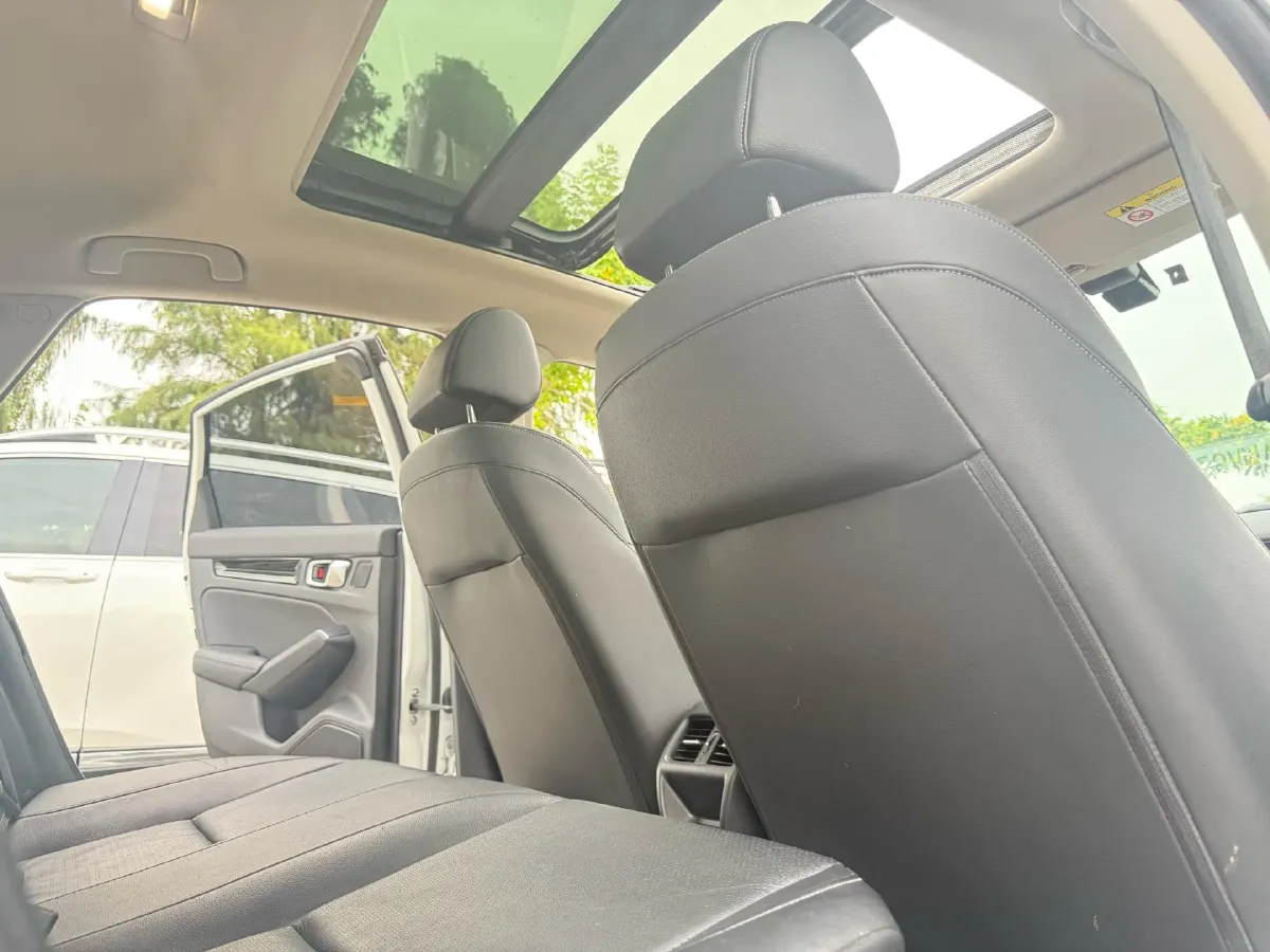 2022 Honda Civic 1.5T 182HP L4 CVT,autocango,china used car exporter,china ev exporter,chinese used car exporter,chinese used ev exporter