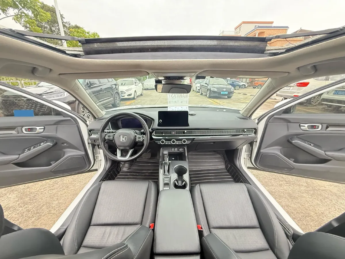 2022 Honda Civic 1.5T 182HP L4 CVT,autocango,china used car exporter,china ev exporter,chinese used car exporter,chinese used ev exporter