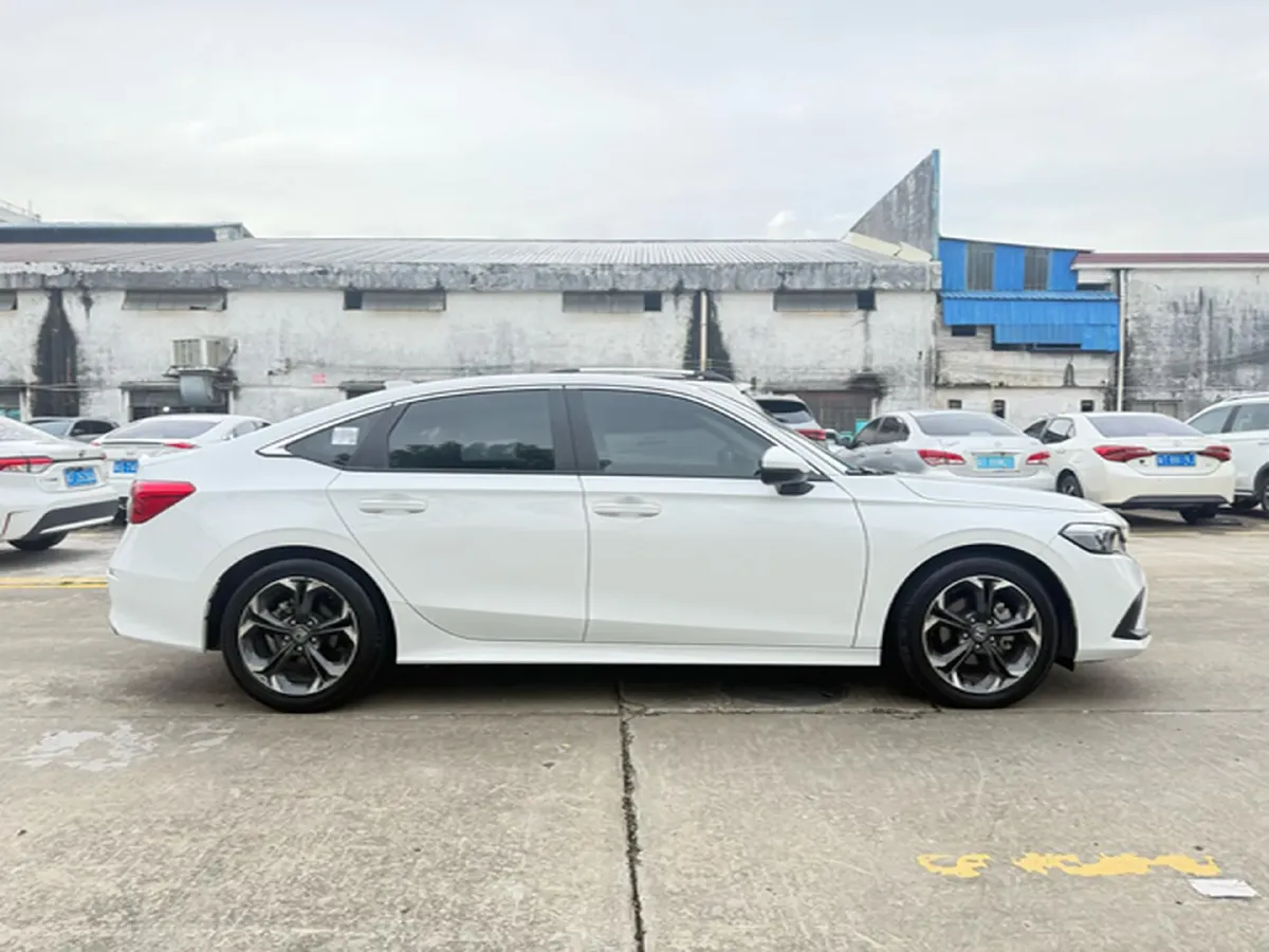2022 Honda Civic 1.5T 182HP L4 CVT,autocango,china used car exporter,china ev exporter,chinese used car exporter,chinese used ev exporter