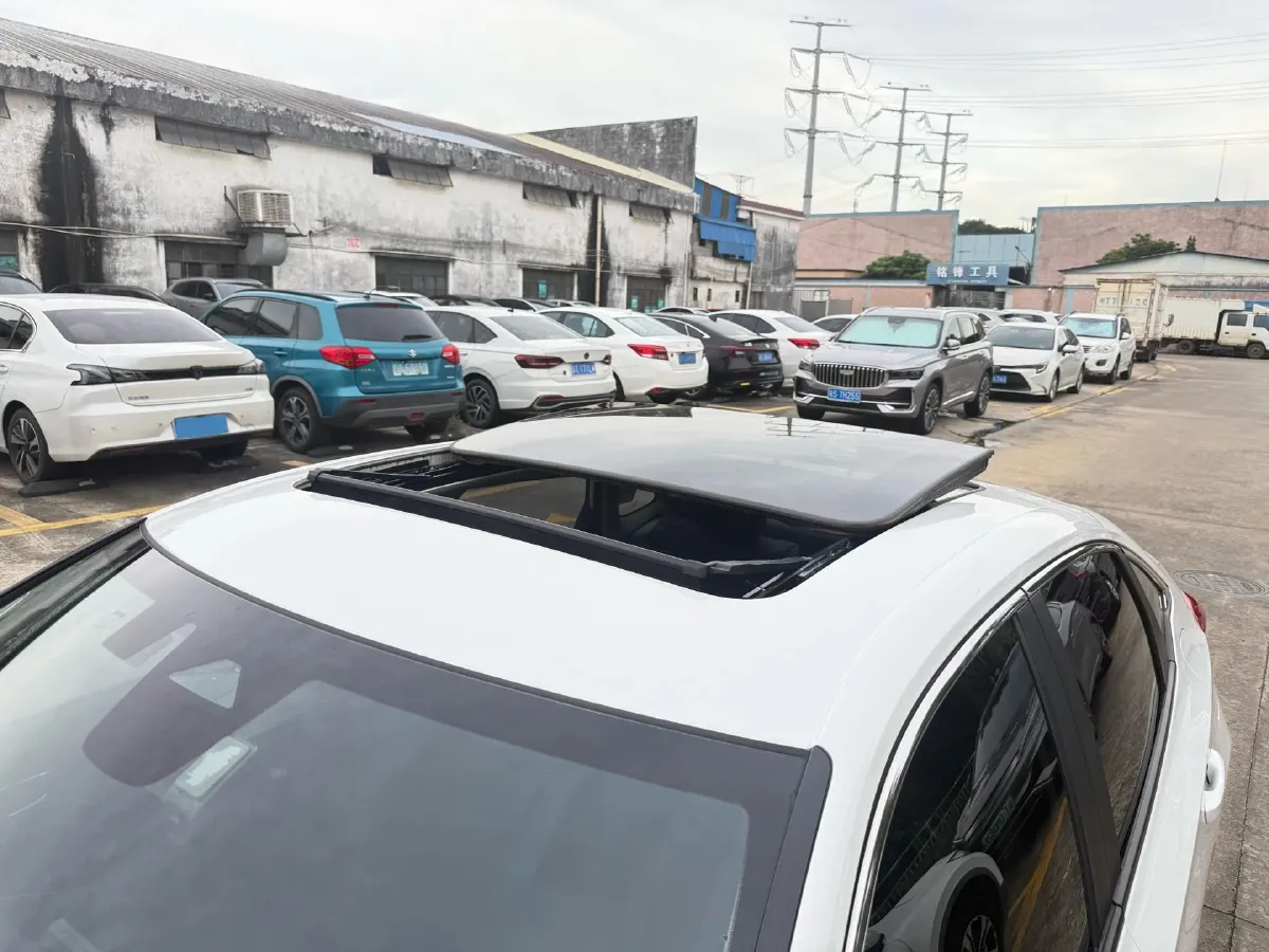 2022 Honda Civic 1.5T 182HP L4 CVT,autocango,china used car exporter,china ev exporter,chinese used car exporter,chinese used ev exporter