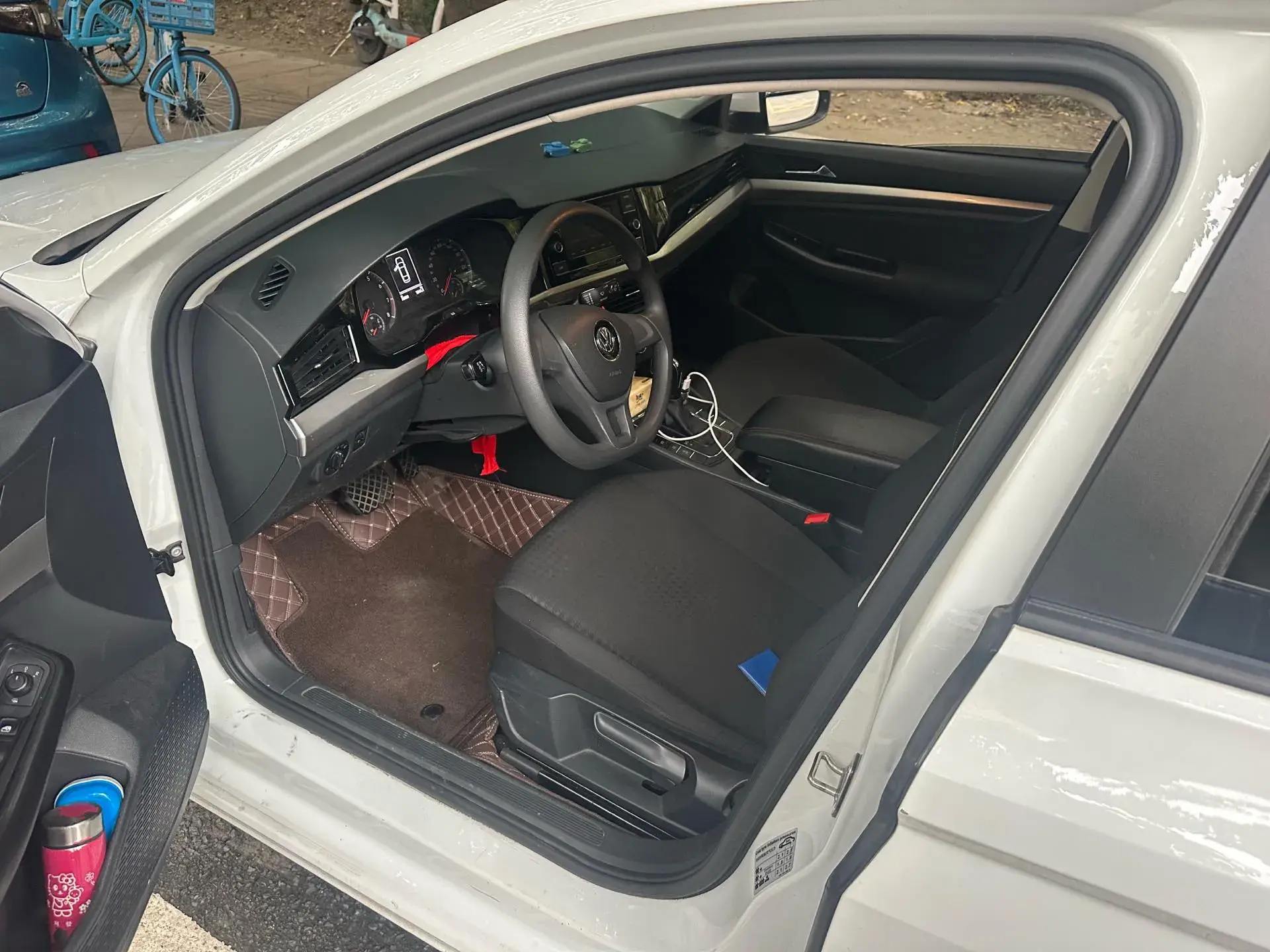 2019 VOLKSWAGEN BORA thumbnail 2