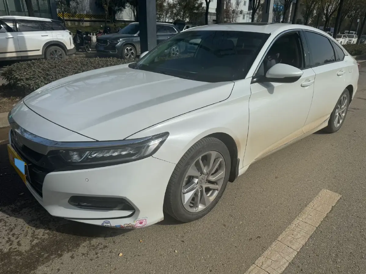 2018 Honda Accord 1.5T 194HP L4 CVT