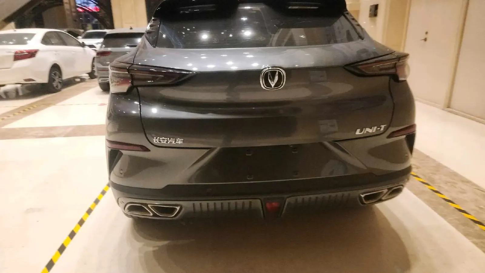 2023 ChangAn UNI-T 1.5T 188HP L4 7DCT,autocango,china used car exporter,china ev exporter,chinese used car exporter,chinese used ev exporter