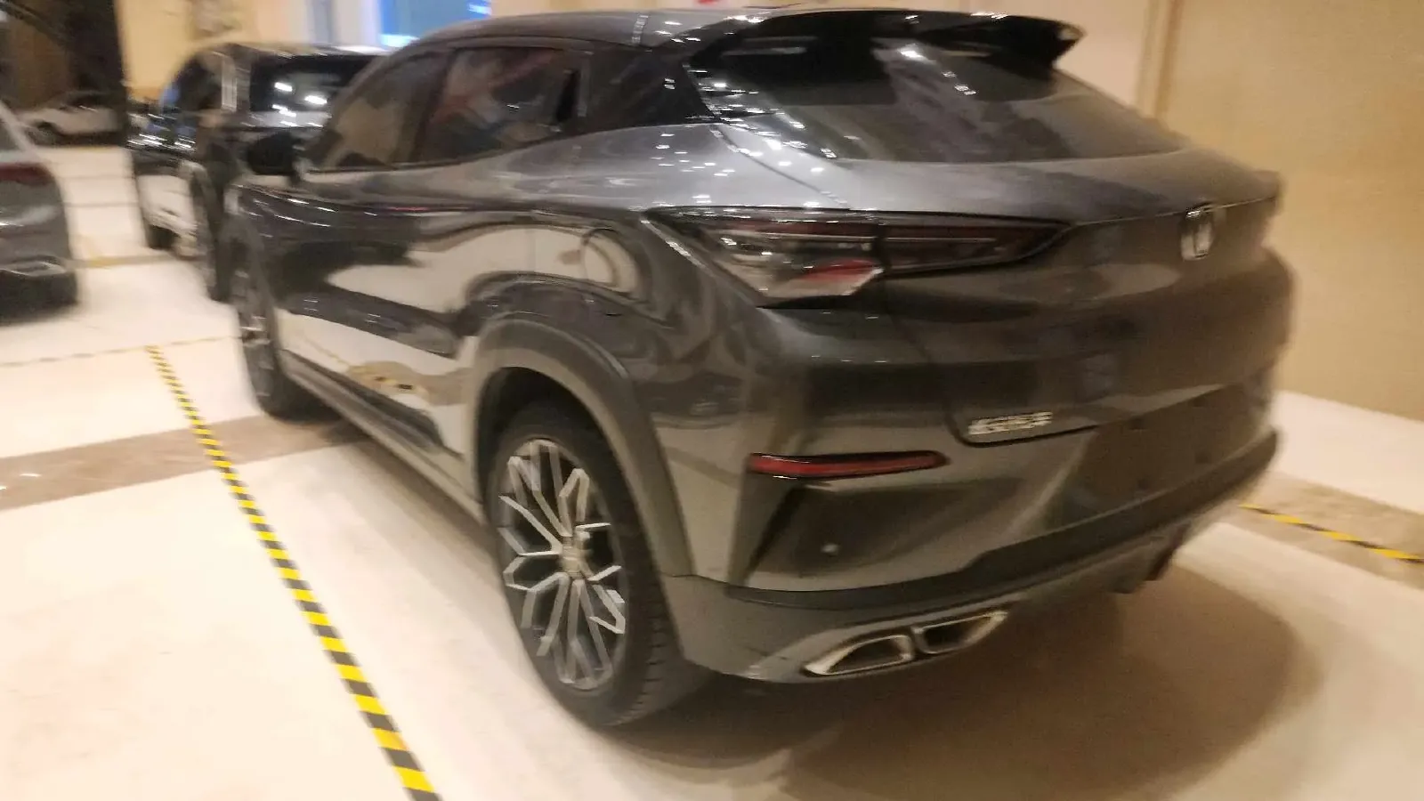2023 ChangAn UNI-T 1.5T 188HP L4 7DCT,autocango,china used car exporter,china ev exporter,chinese used car exporter,chinese used ev exporter
