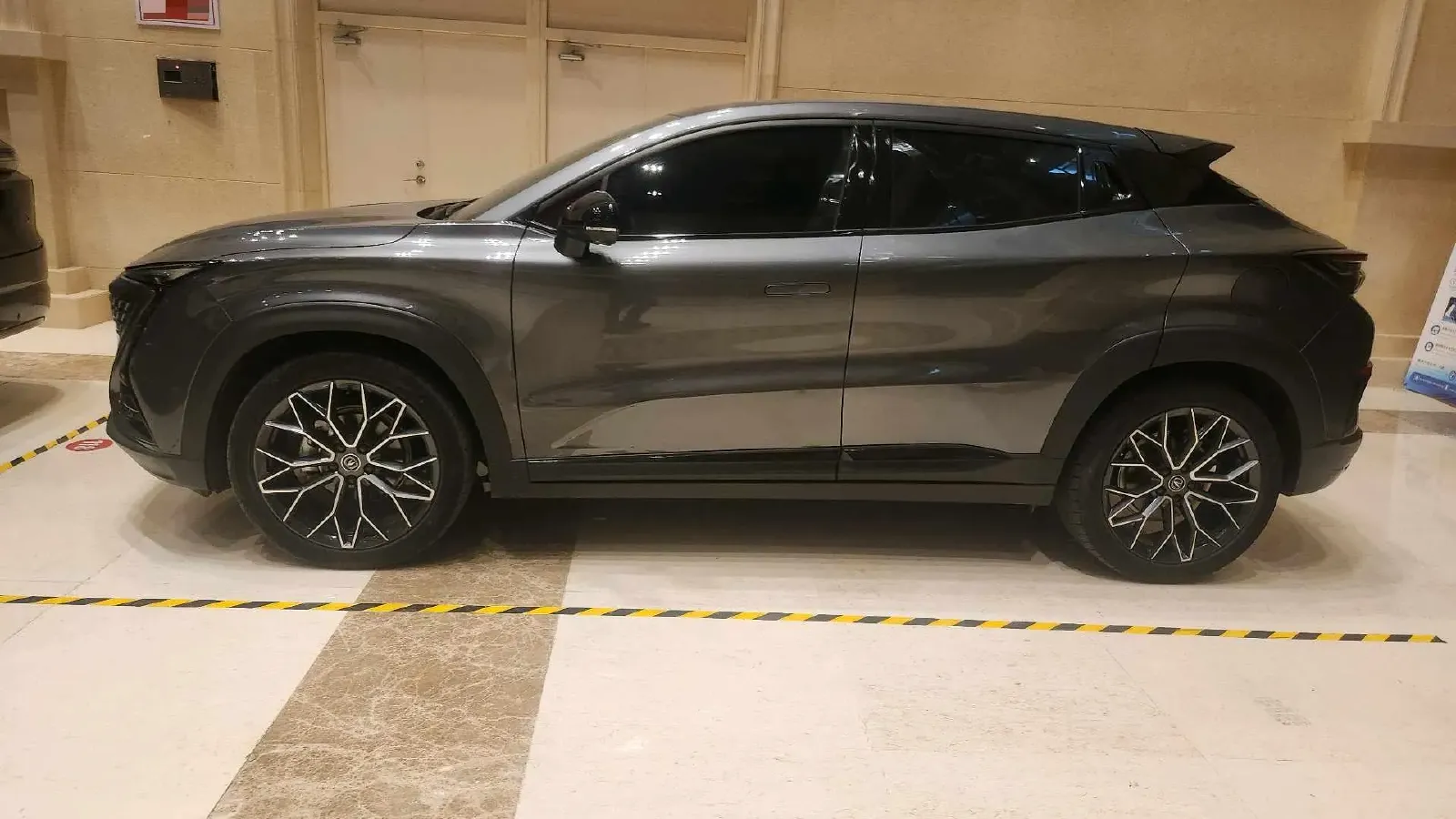 2023 ChangAn UNI-T 1.5T 188HP L4 7DCT,autocango,china used car exporter,china ev exporter,chinese used car exporter,chinese used ev exporter