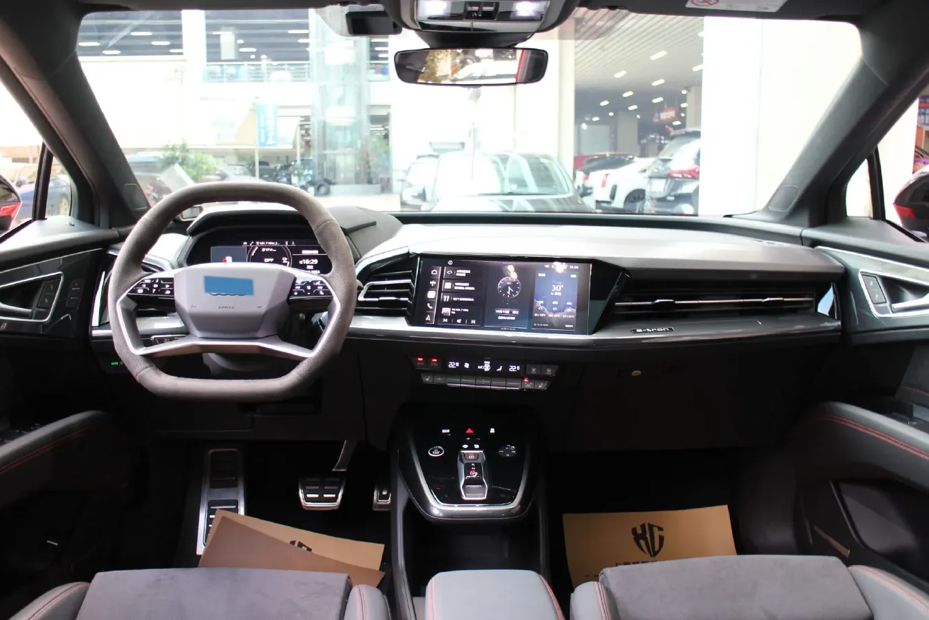 2022 Audi Q5 e-tron BEV 83.4KWH,autocango,china used car exporter,china ev exporter,chinese used car exporter,chinese used ev exporter