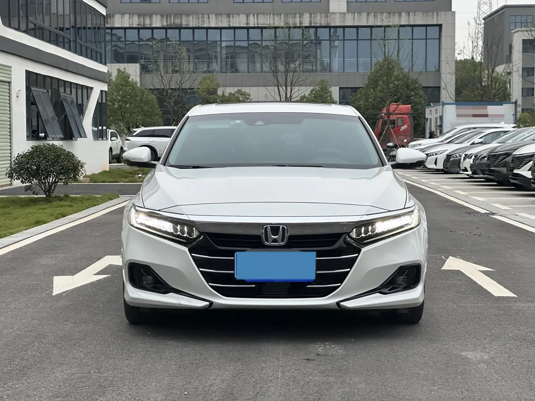 2022 HONDA ACCORD thumbnail 2