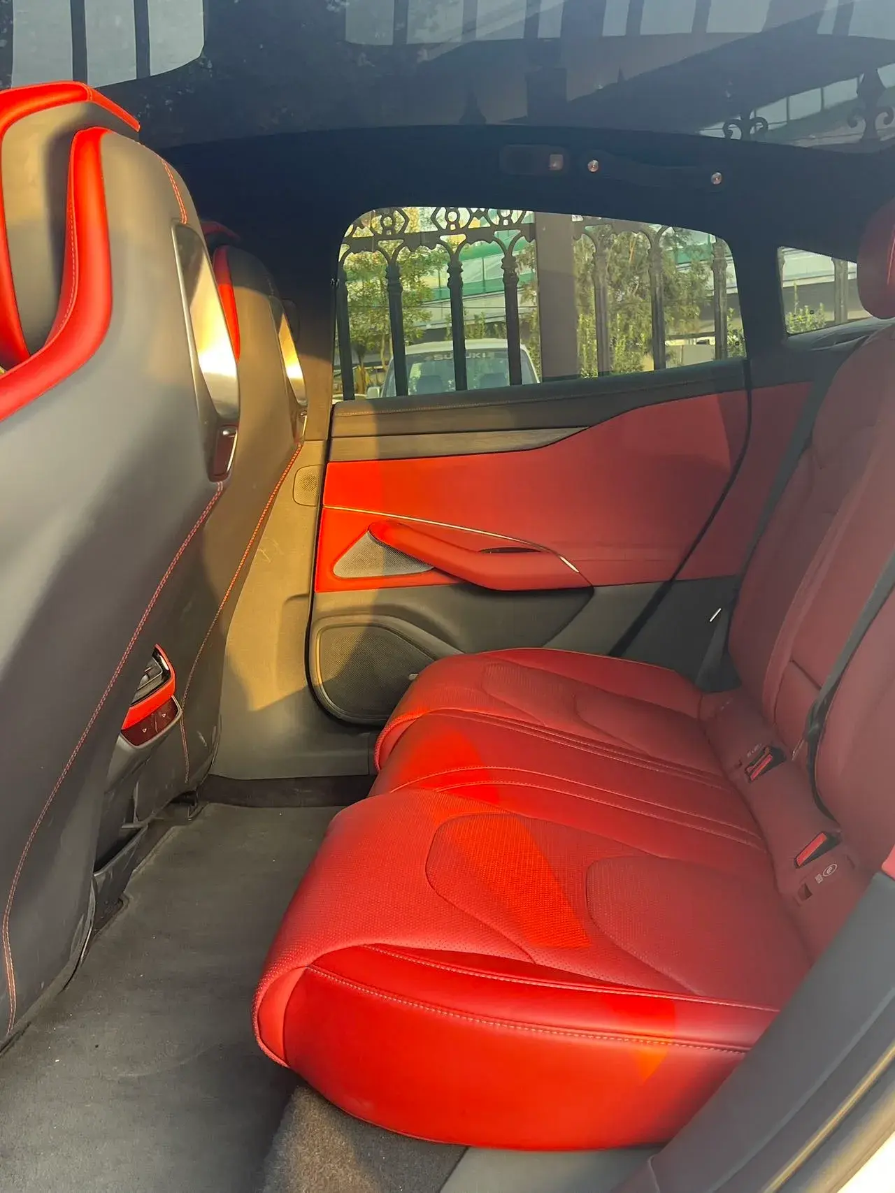 2024 MI SU7 thumbnail 3