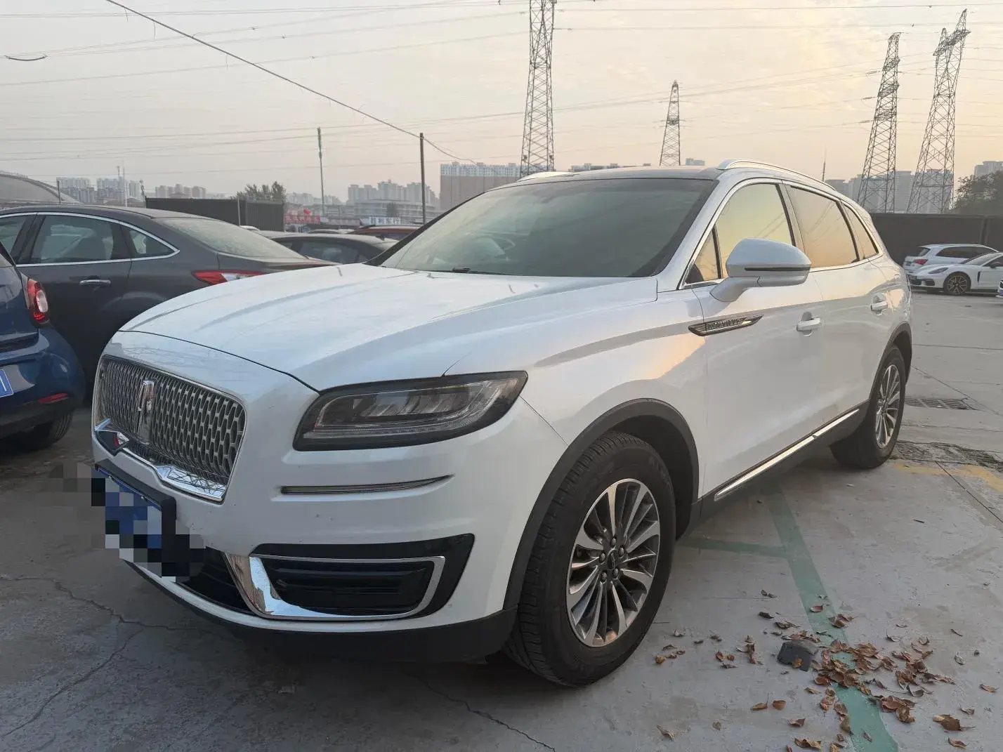 2019 LINCOLN NAUTILUS view 1