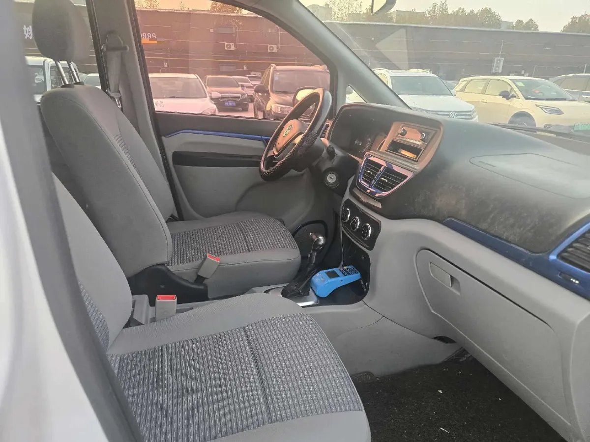 2018 Dongfeng ShuaiKe BEV 49.572KWH,autocango,china used car exporter,china ev exporter,chinese used car exporter,chinese used ev exporter