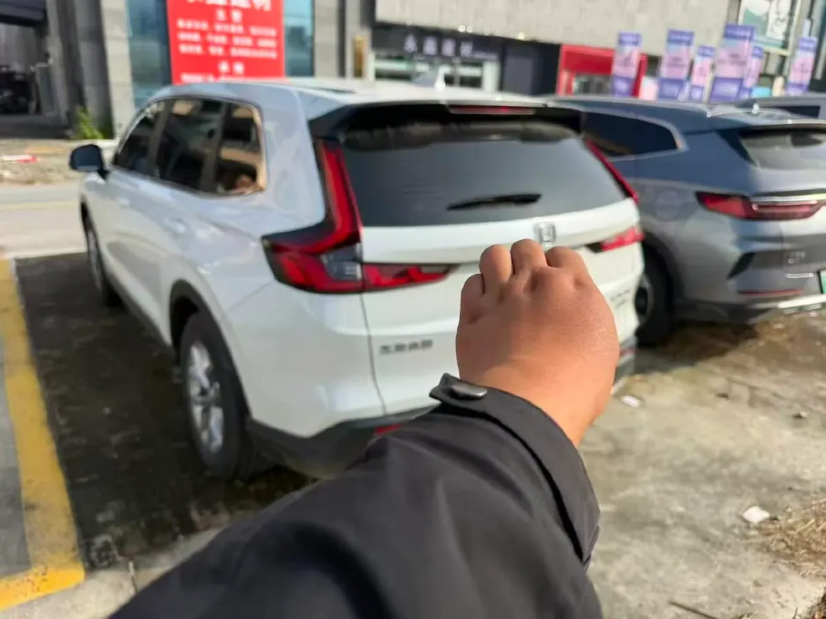 2024 Honda CR-V 1.5T 193HP L4 CVT,autocango,china used car exporter,china ev exporter,chinese used car exporter,chinese used ev exporter