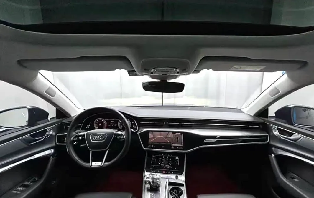 2023 Audi A7 2.0T 265HP L4 7DCT,autocango,china used car exporter,china ev exporter,chinese used car exporter,chinese used ev exporter