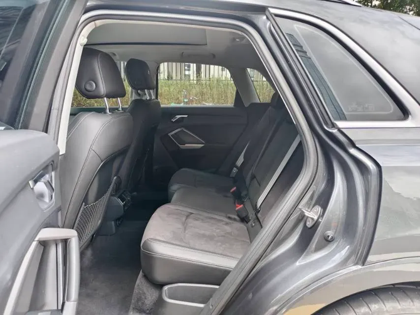 2022 Audi Q3 1.4T 150HP L4 7DCT,autocango,china used car exporter,china ev exporter,chinese used car exporter,chinese used ev exporter