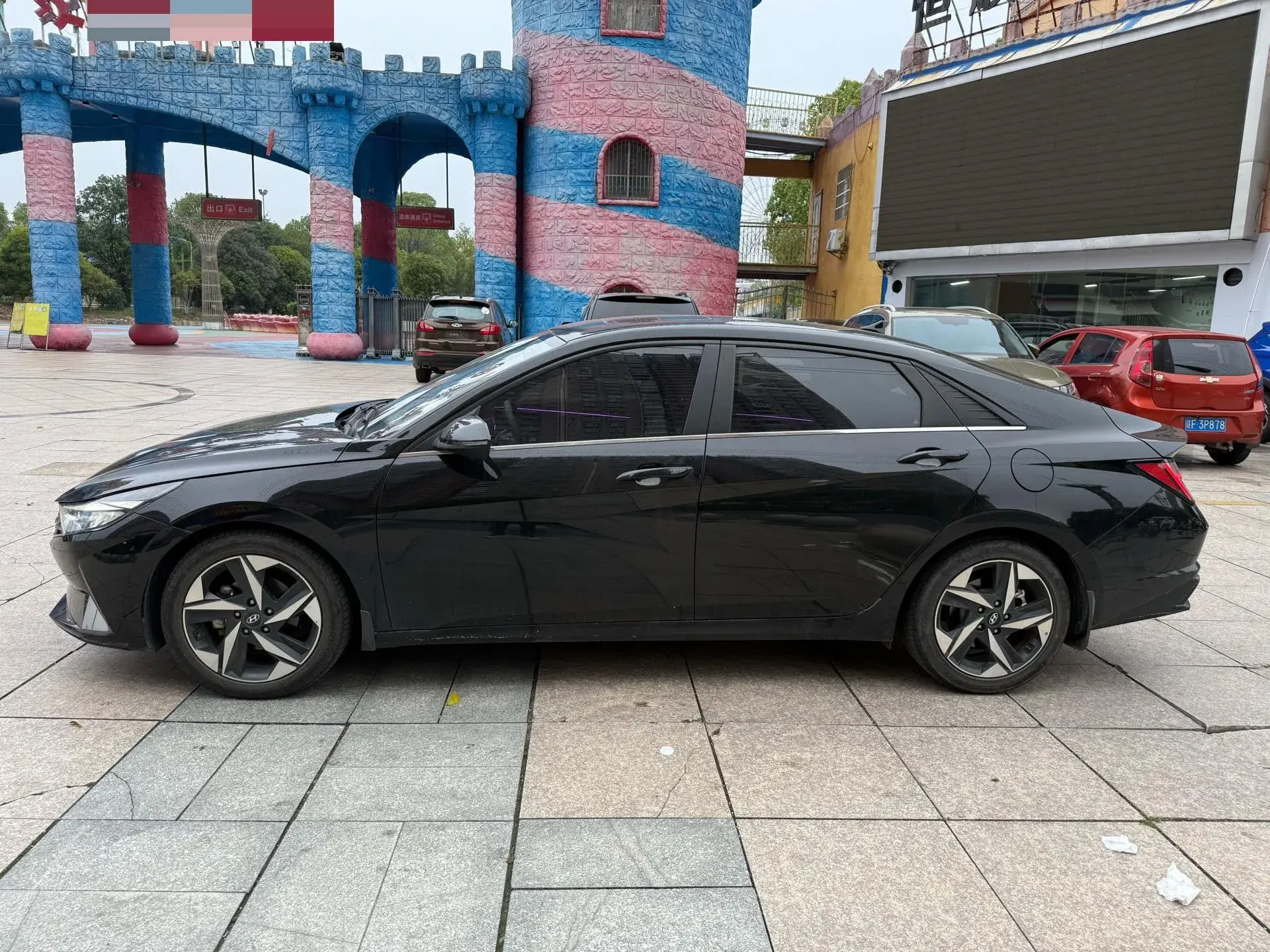 2022 HYUNDAI ELANTRA thumbnail 4