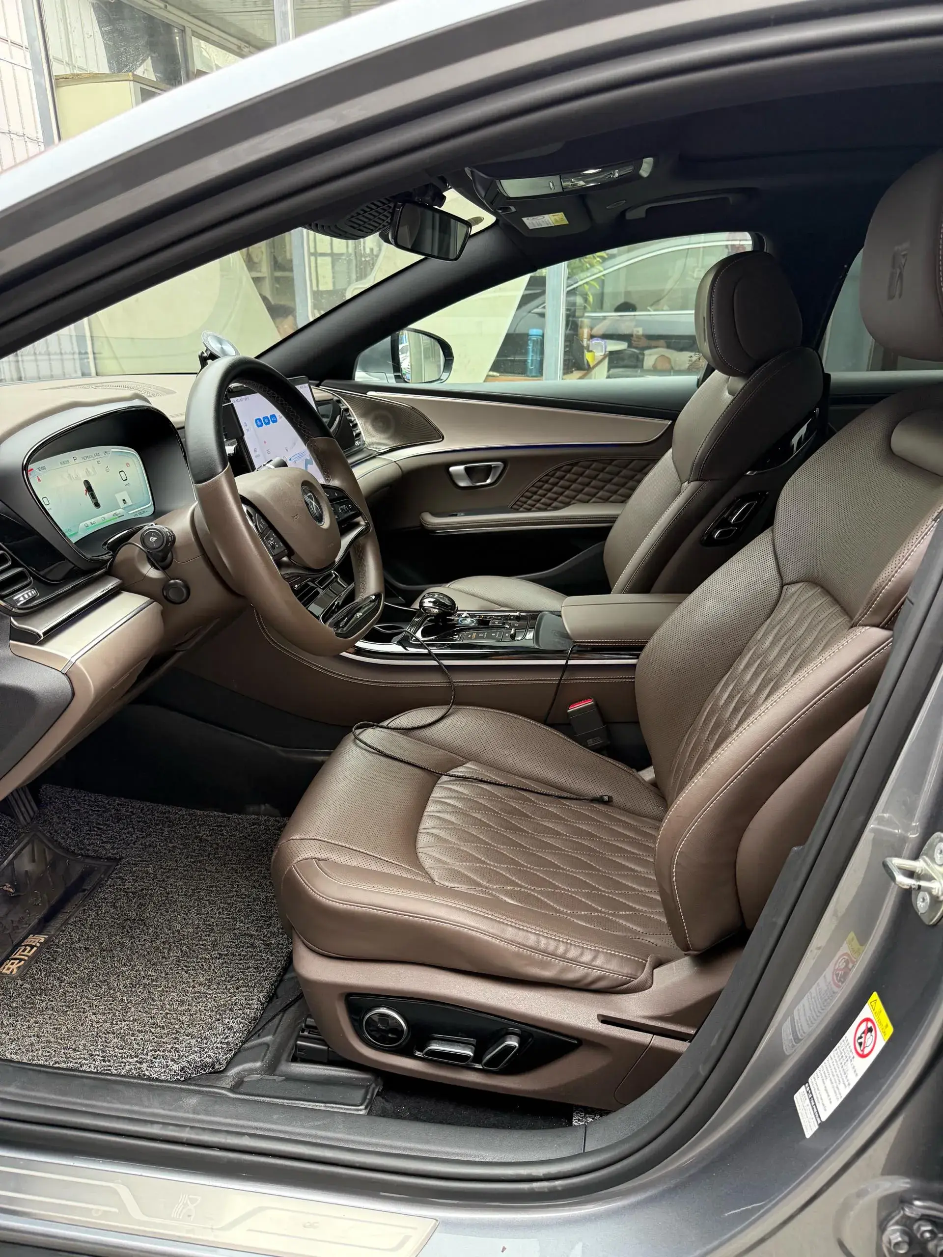 2023 BYD HAN thumbnail 3