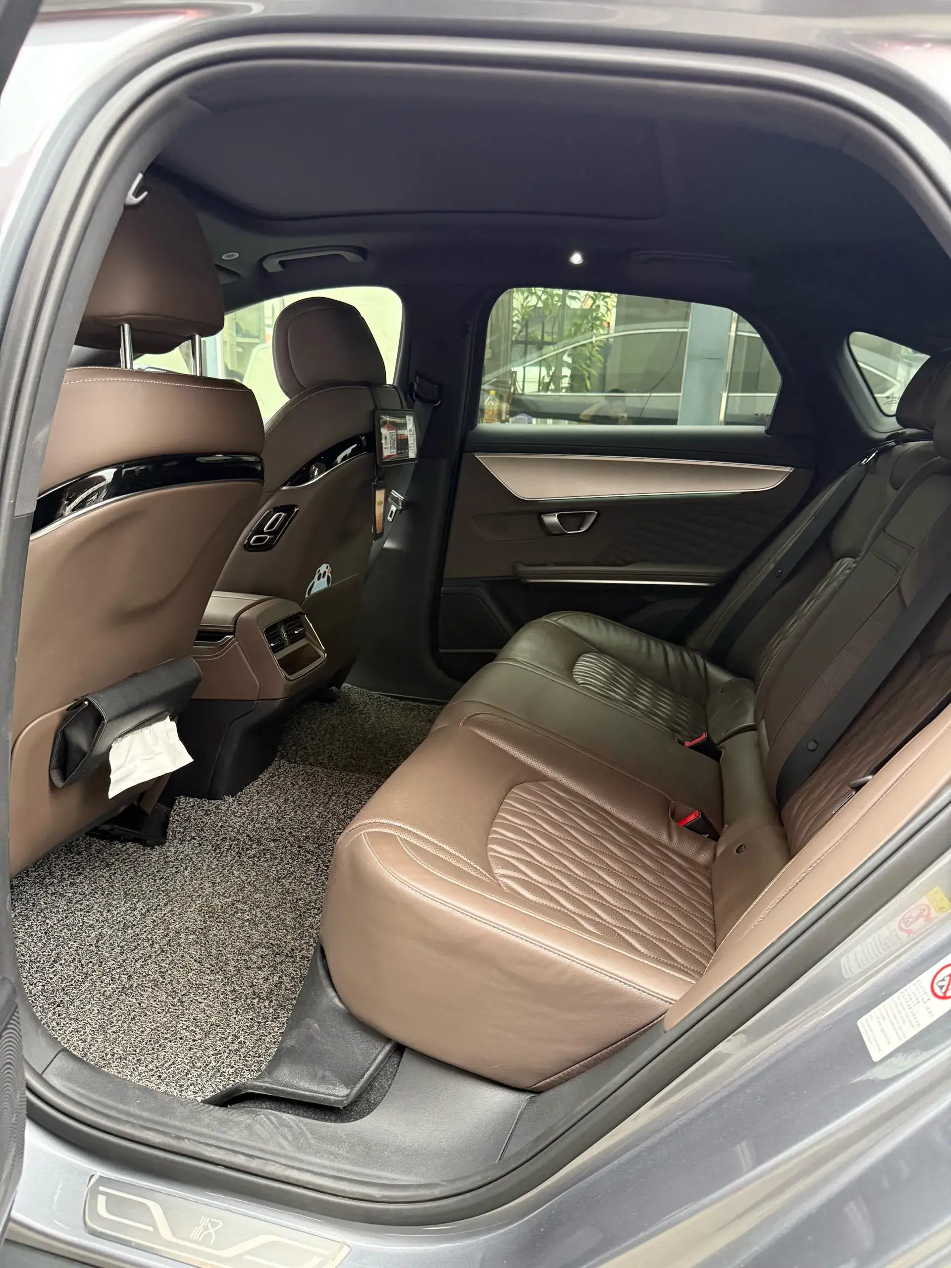 2023 BYD HAN thumbnail 4