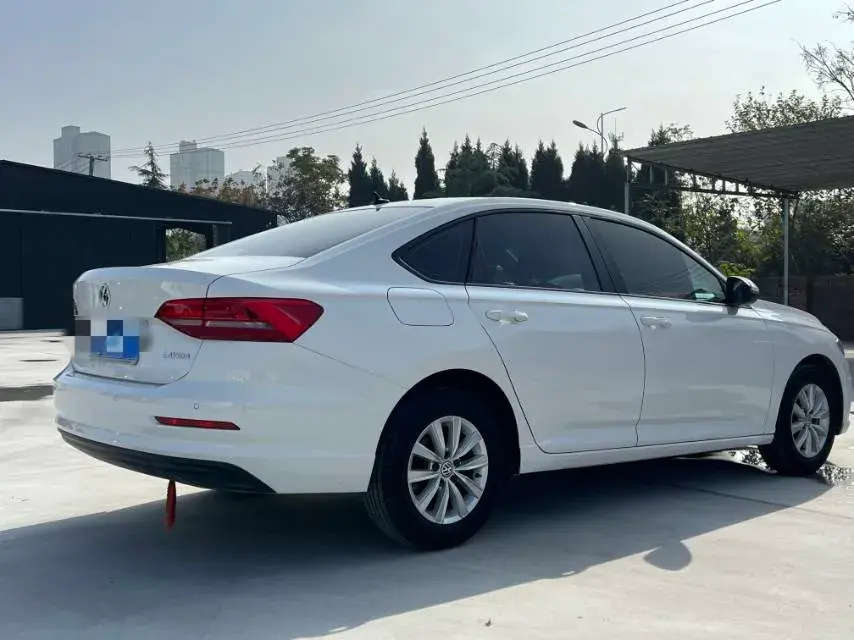 2019 VOLKSWAGEN LAVIDA thumbnail 4