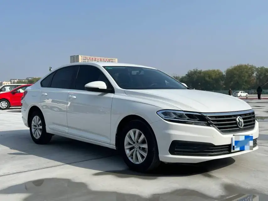2019 VOLKSWAGEN LAVIDA thumbnail 3