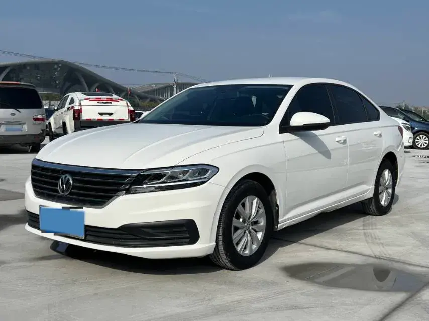 2019 VOLKSWAGEN LAVIDA view 1