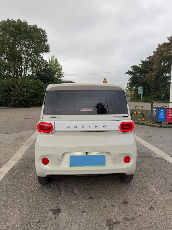2024 WuLing HongGuang MINI EV BEV 17.3KWH,autocango,china used car exporter,china ev exporter,chinese used car exporter,chinese used ev exporter