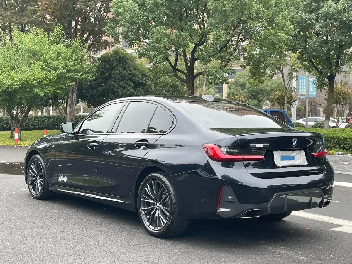 2024 BMW 3 Series 2.0T 184HP L4 8AT,autocango,china used car exporter,china ev exporter,chinese used car exporter,chinese used ev exporter