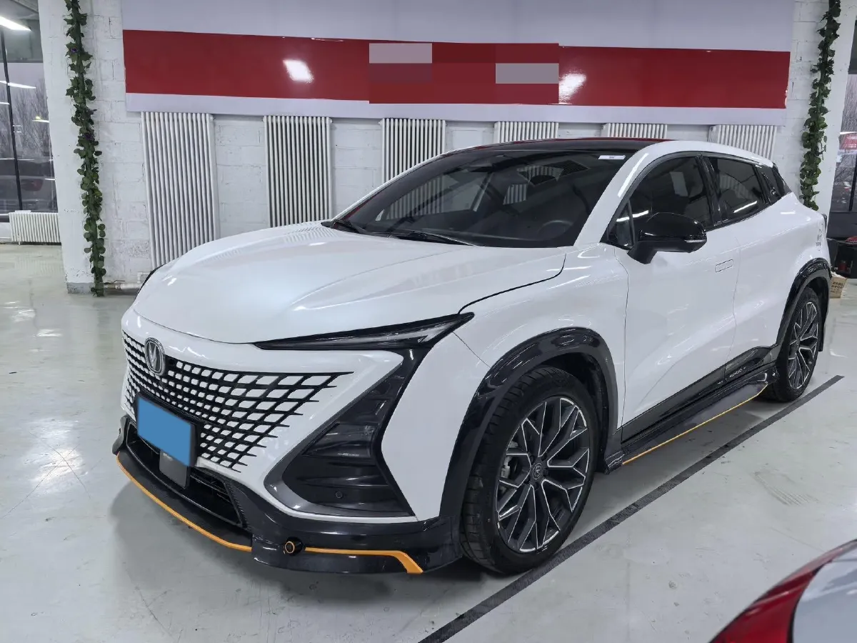 2023 ChangAn UNI-T 1.5T 188HP L4 7DCT,autocango,china used car exporter,china ev exporter,chinese used car exporter,chinese used ev exporter