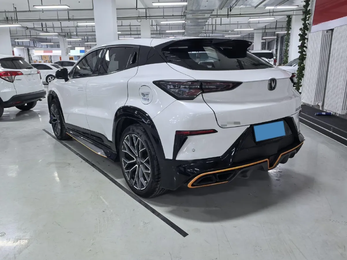 2023 ChangAn UNI-T 1.5T 188HP L4 7DCT,autocango,china used car exporter,china ev exporter,chinese used car exporter,chinese used ev exporter