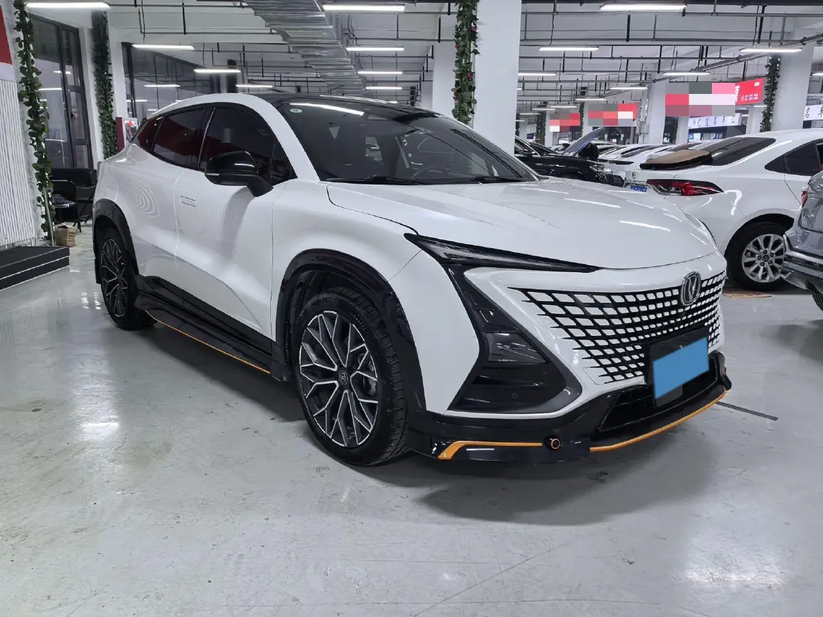 2023 ChangAn UNI-T 1.5T 188HP L4 7DCT,autocango,china used car exporter,china ev exporter,chinese used car exporter,chinese used ev exporter