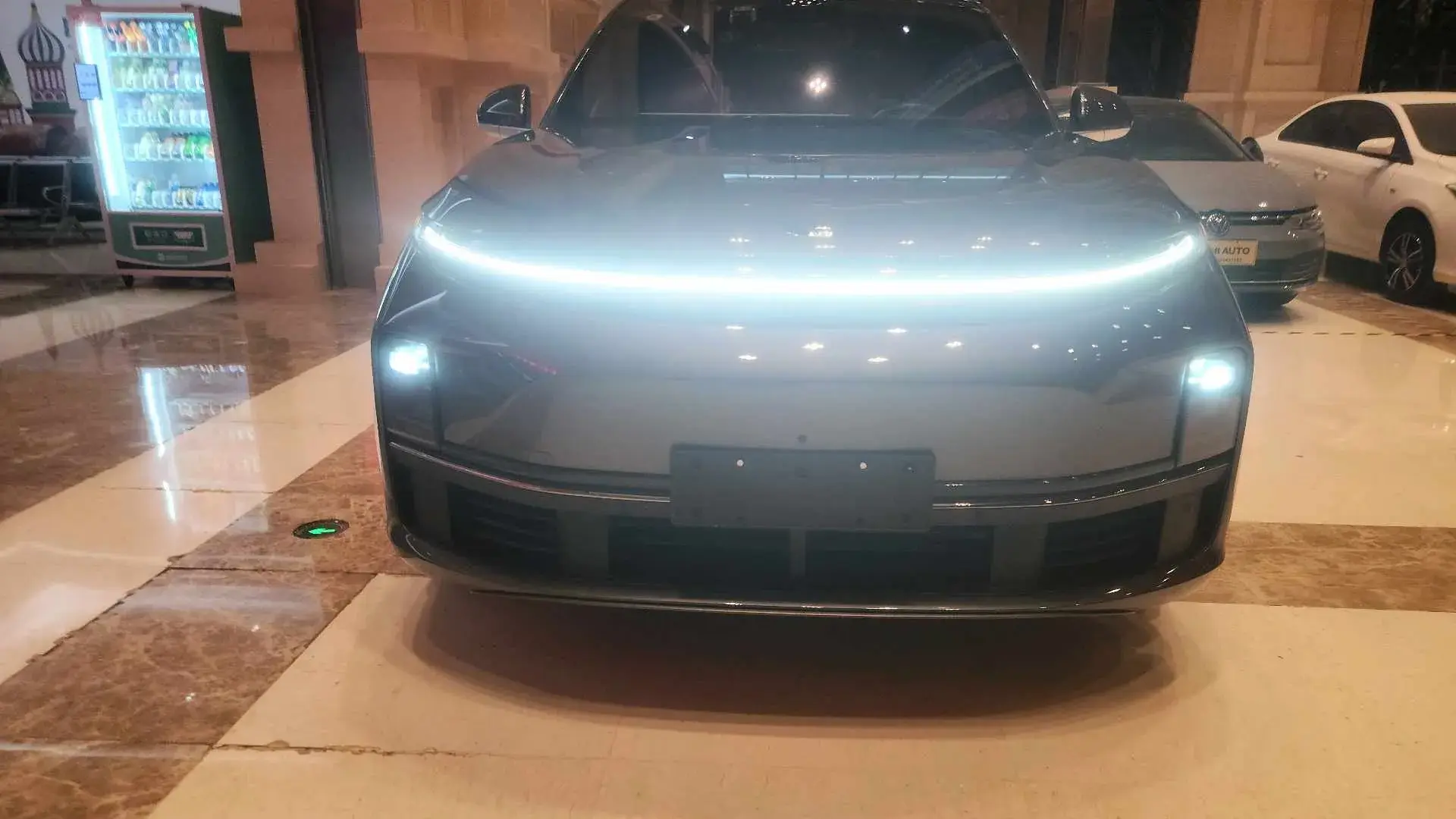 2024 LI L7 thumbnail 2