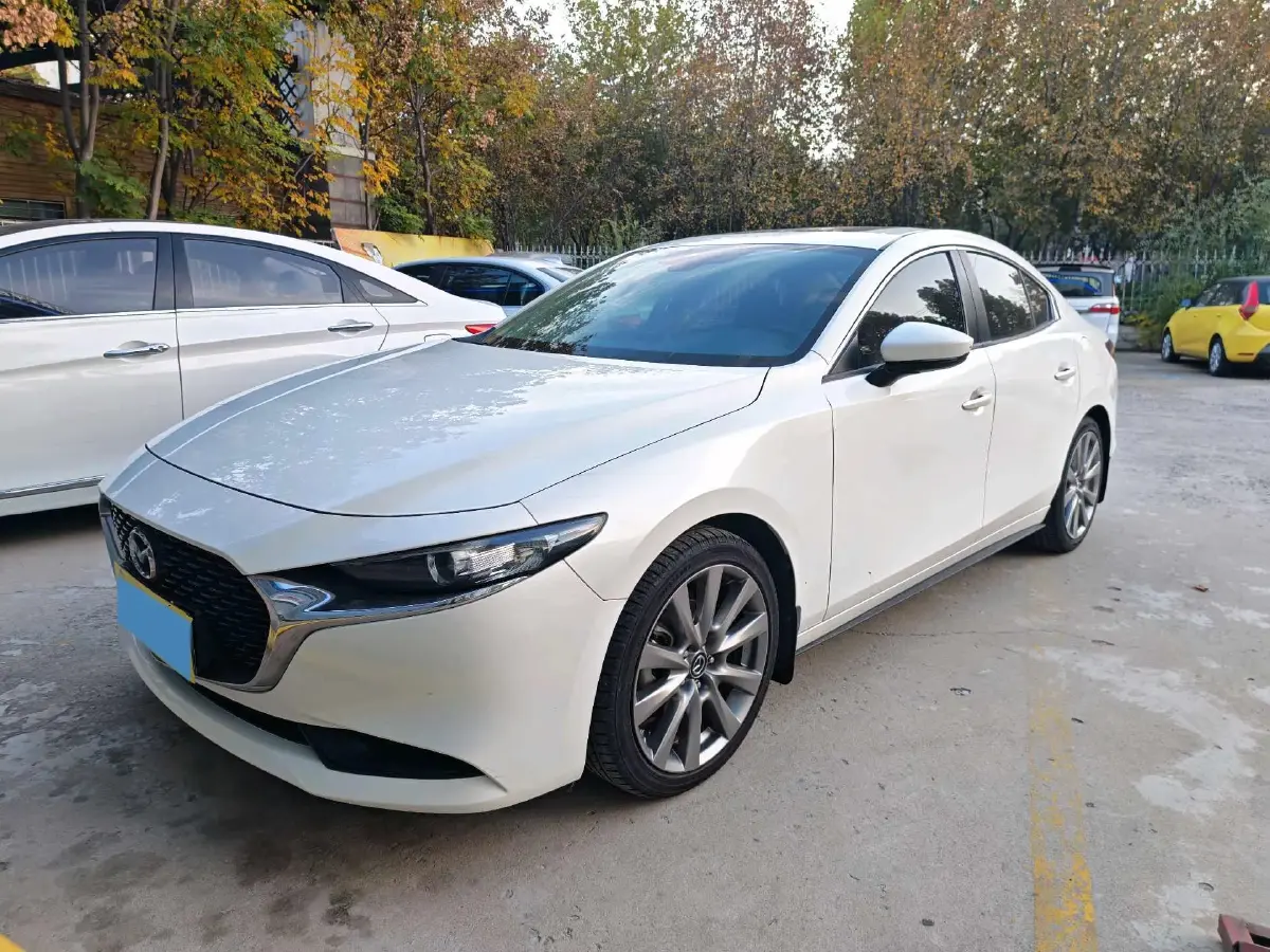 2020 Mazda 3 Axela 2.0L 158HP L4 6AT