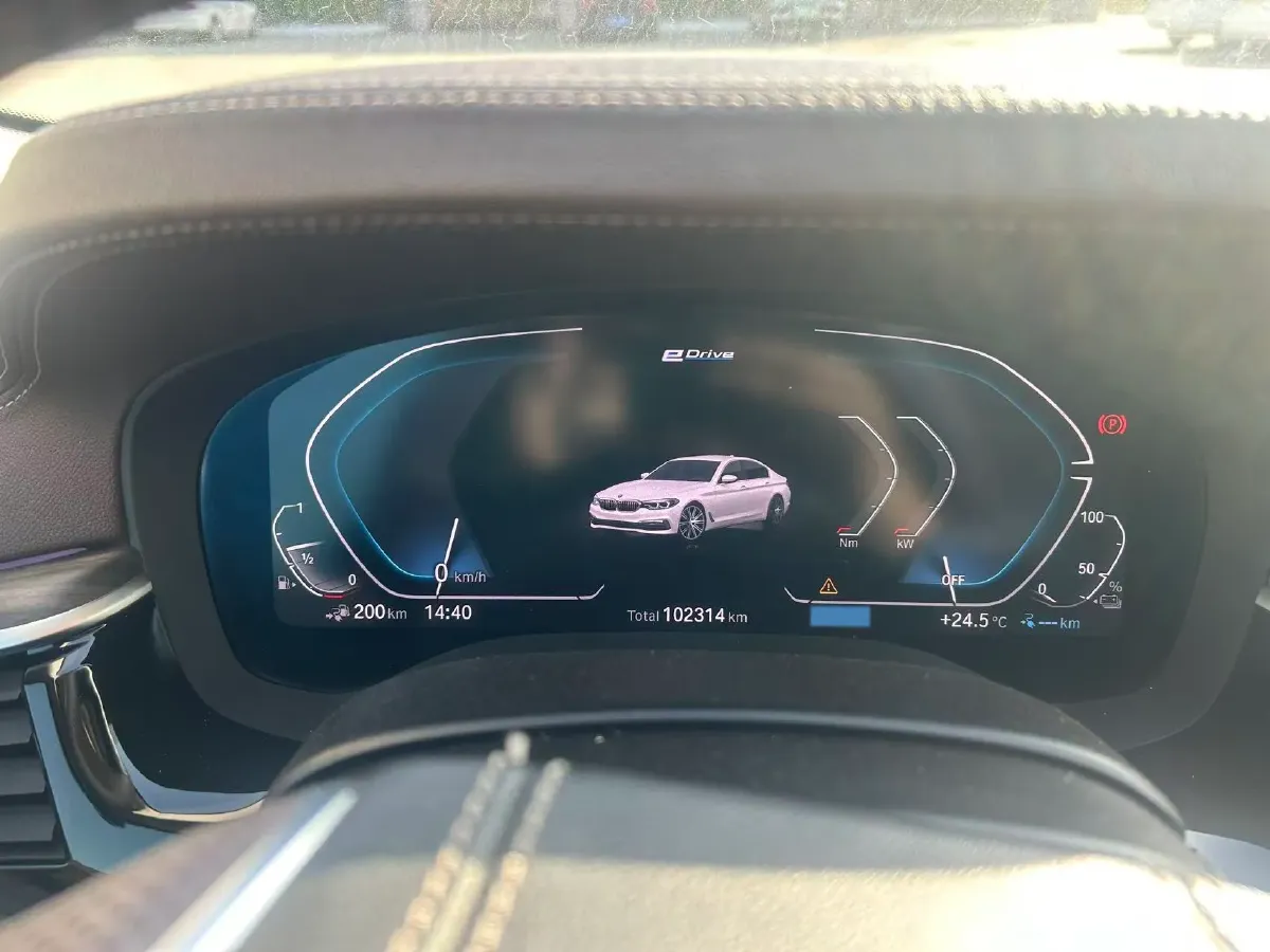 2020 BMW 5 Series 2.0T 184HP L4 8AT PHEV 17.7KWH,autocango,china used car exporter,china ev exporter,chinese used car exporter,chinese used ev exporter