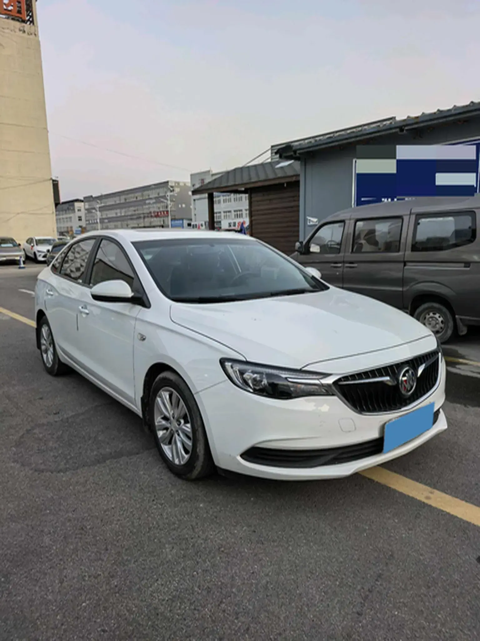 2021 BUICK EXCELLE thumbnail 3
