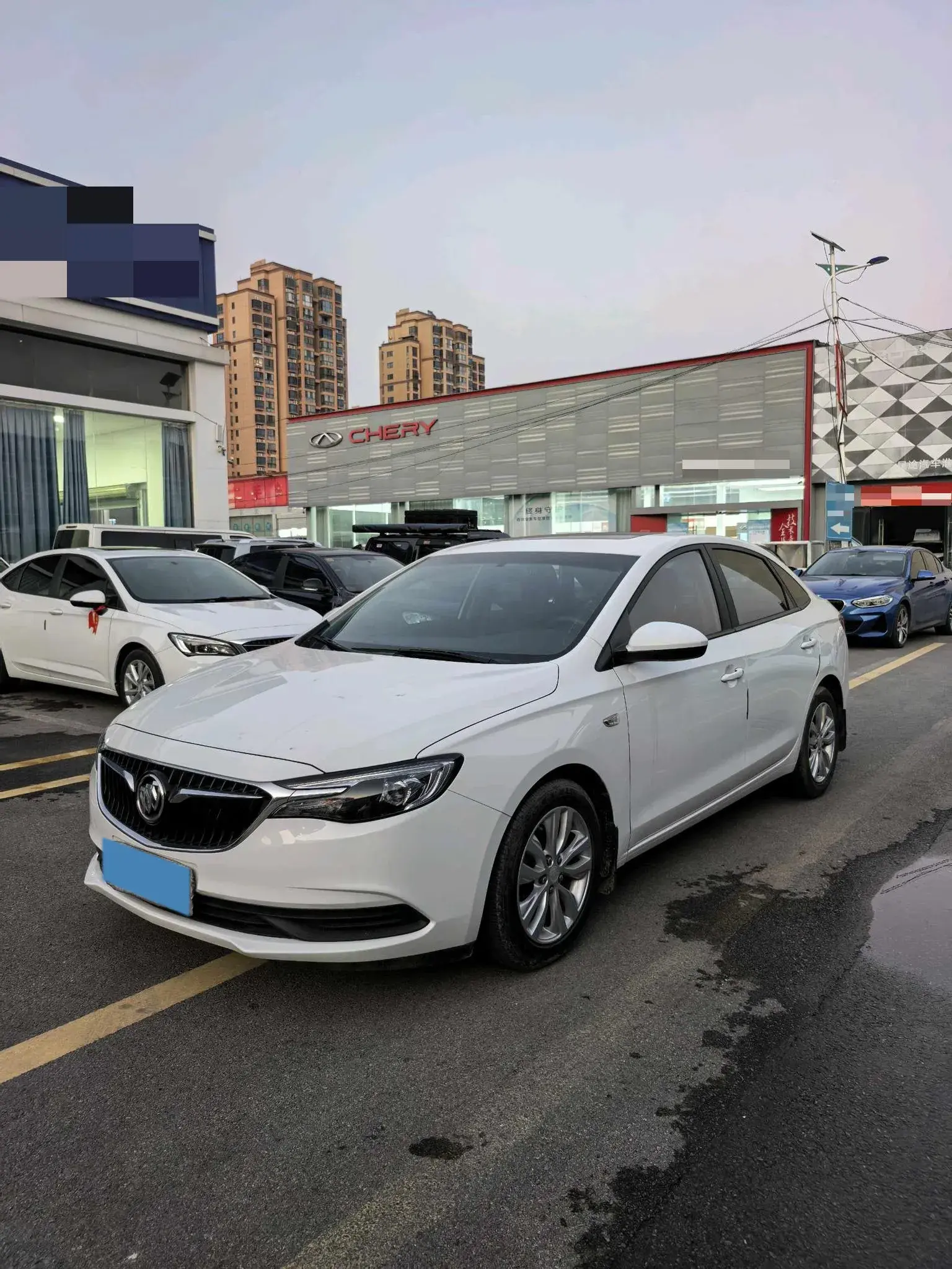2021 BUICK EXCELLE view 1