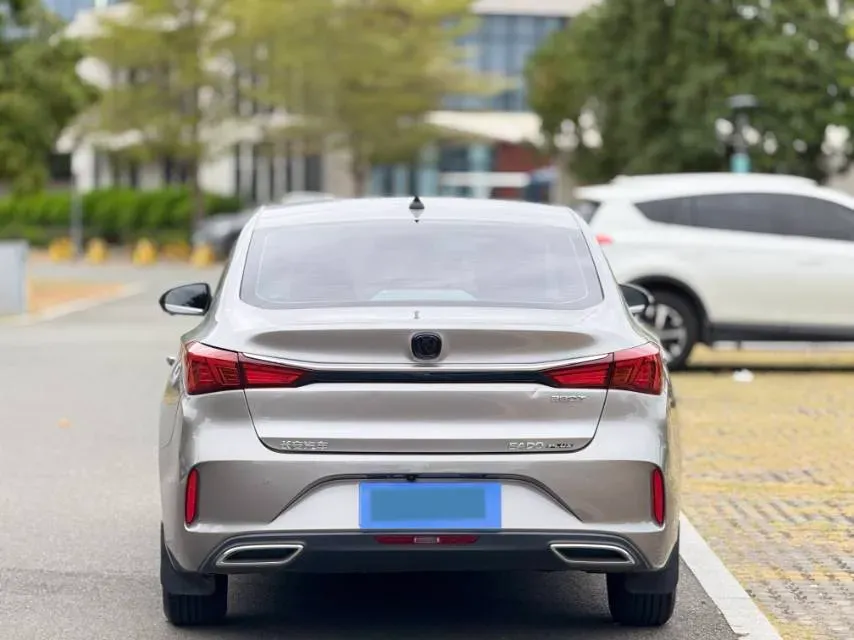 2021 ChangAn Eado 1.4T 160HP L4 7DCT,autocango,china used car exporter,china ev exporter,chinese used car exporter,chinese used ev exporter