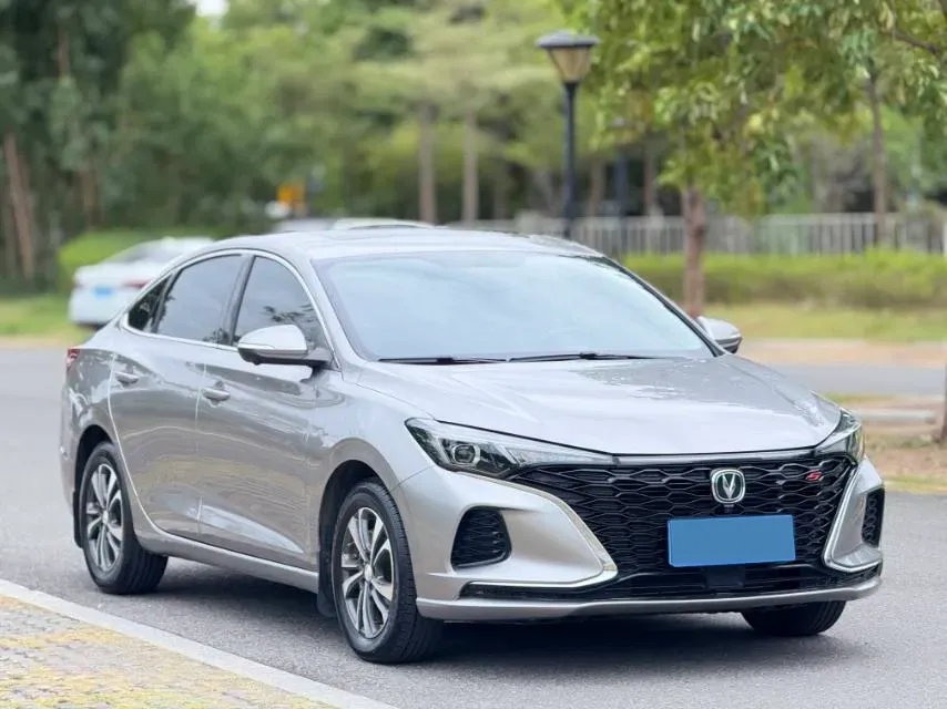 2021 ChangAn Eado 1.4T 160HP L4 7DCT,autocango,china used car exporter,china ev exporter,chinese used car exporter,chinese used ev exporter
