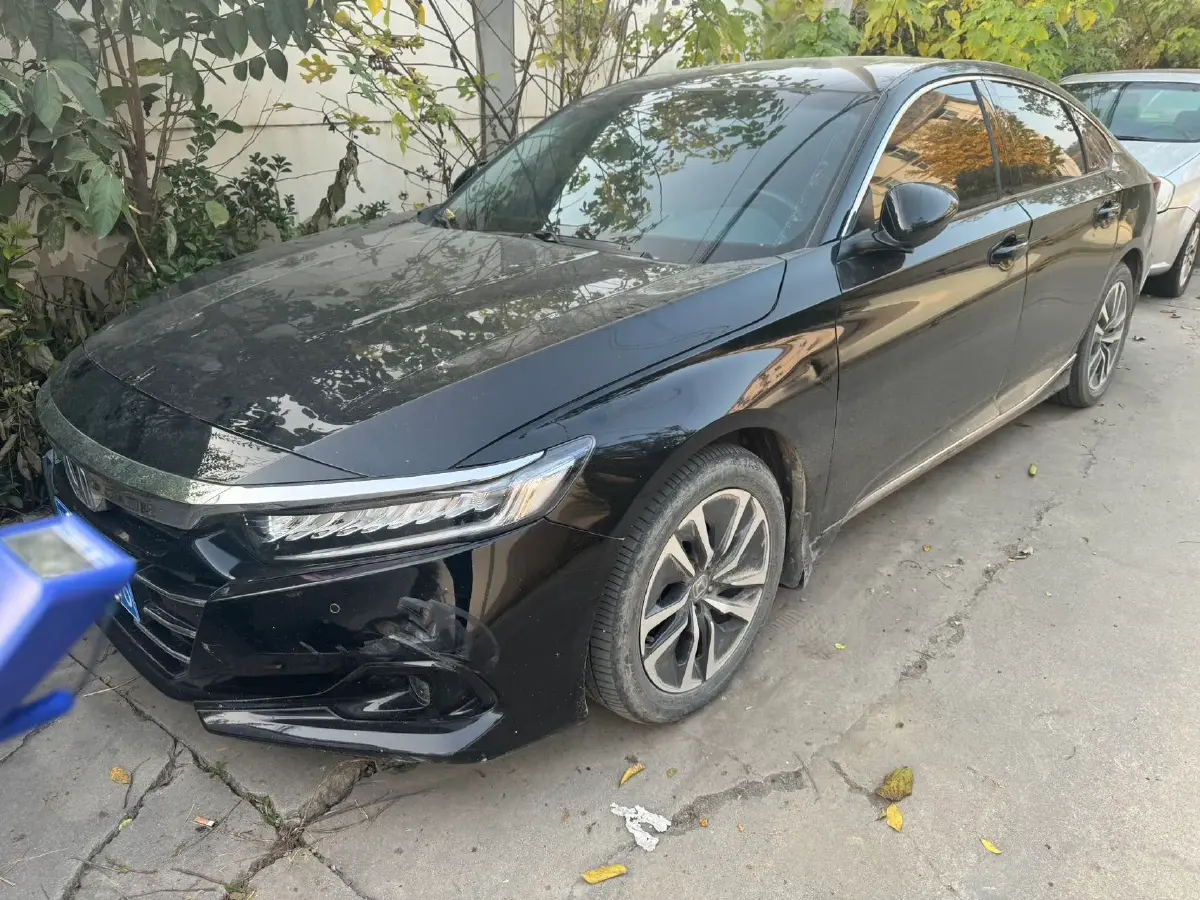 2022 Honda Accord 2.0L 146HP L4 E-CVT Hybrid