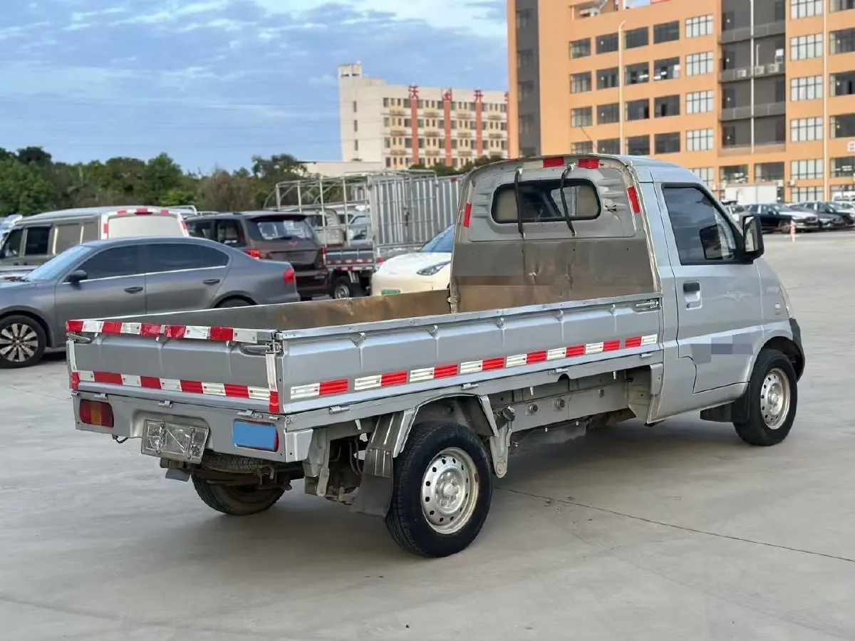 2020 WuLing RongGuang Mini Truck 1.5L 99HP L4 5MT,autocango,china used car exporter,china ev exporter,chinese used car exporter,chinese used ev exporter