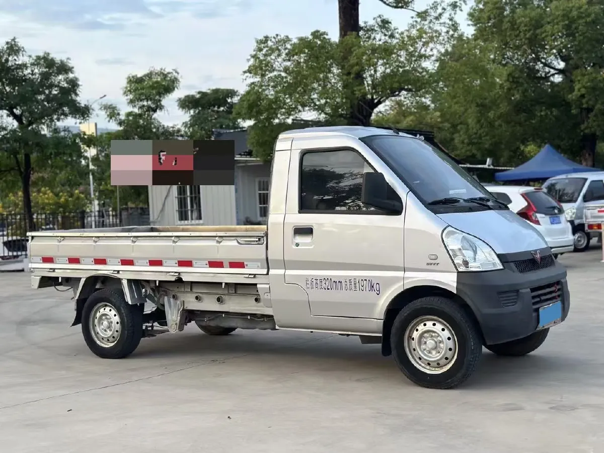 2020 WuLing RongGuang Mini Truck 1.5L 99HP L4 5MT,autocango,china used car exporter,china ev exporter,chinese used car exporter,chinese used ev exporter