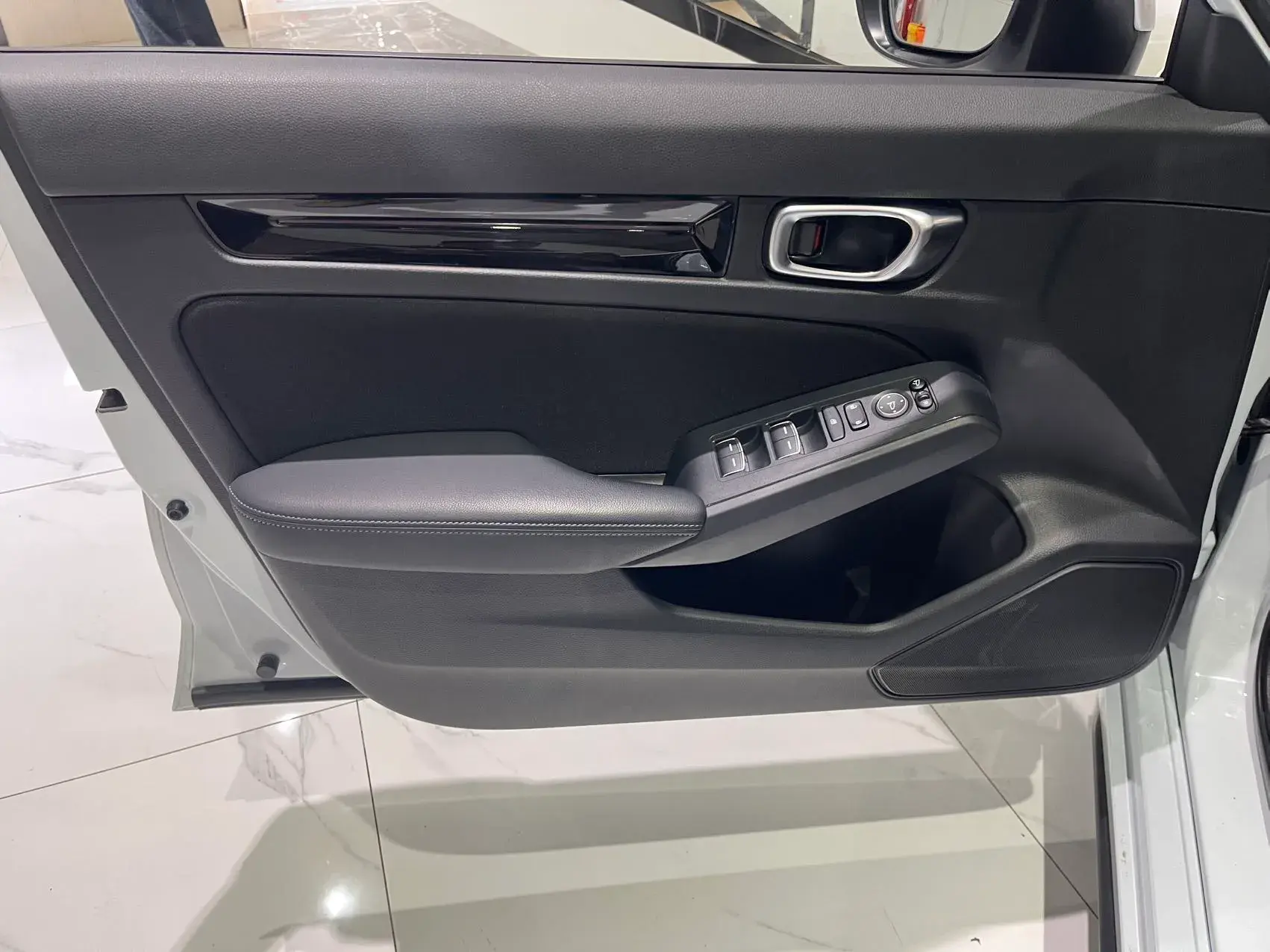 2023 HONDA CIVIC thumbnail 3