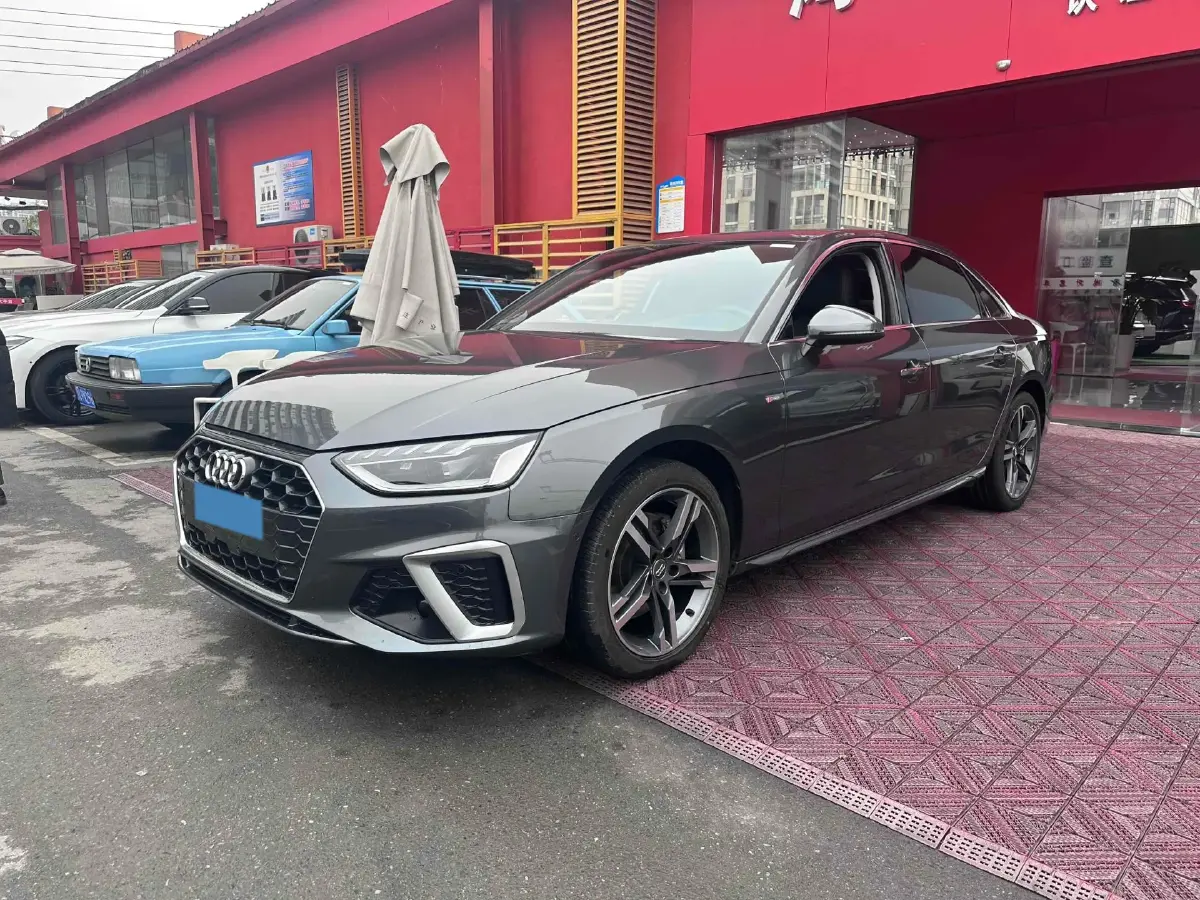 2020 Audi A4L 2.0T 190HP L4 7DCT